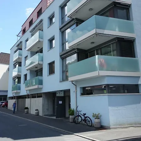 Andy's Marketplace 公寓 *